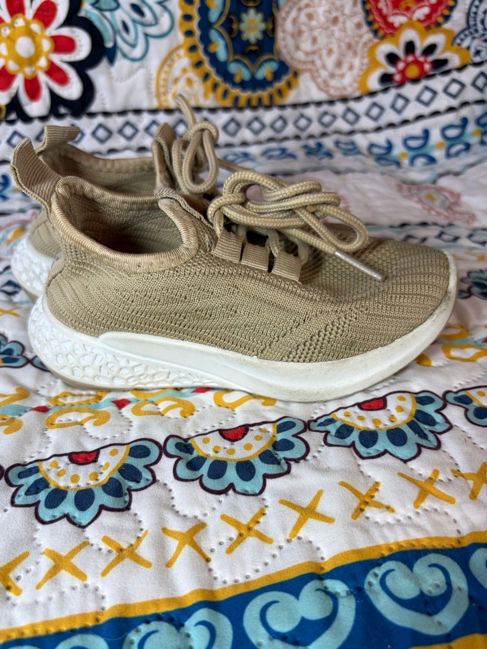 Red Kids Tan Knit Slip-On Sneakers with White Sole